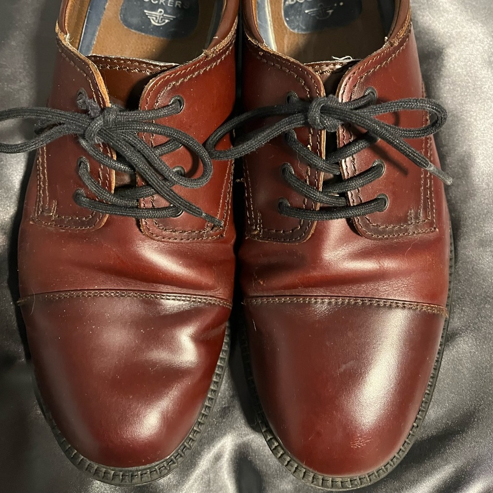 Dockers 90-2219 Gordon Cordovan Leather Brown Oxford Men’s Dress Shoes Sz 9.5 W